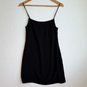 Rumored Posh Mini Dress Elevated Chic Classic Little Black Dress Size 2 Black